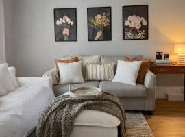 Charm on Forster, Hotel in Invermay