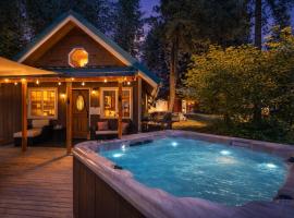 Lil Bigfoot Chalet by NW Comfy Cabins, hotel a Leavenworth