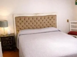 Habitación con baño privado en san Miguel a pasos del Metro lo vial