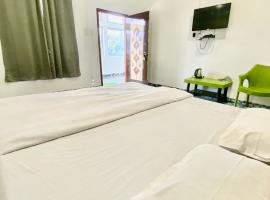 Juihal Residency & Kitchen، كوخ في كازيرانغا