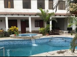 Modern Apartament Pool & Jacuzzi 2 room โรงแรมในลิมา