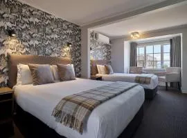 Suncourt Hotel & Conference Centre