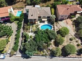Casa espaciosa con aire acondicionado y admite mascotas en Pau - ES-366-2