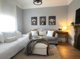 Charm on Forster, hotel a Invermay