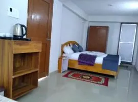 Mount Aura Stay & Dine