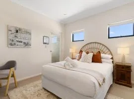 Top-Floor Mandurah Apartment