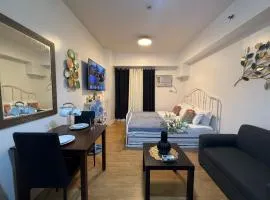 Condo in 8 ADRIATICO for Short-stay near UP Manila St Lukes & US Embassy