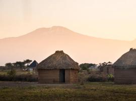 Sanya Chini Station में, होटल Ewang'ani Maasai Cultural Village - Overnight Experience and Tour