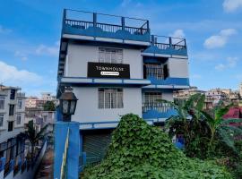 Super Townhouse Howell Crossway Shillong Formerly Laban Guest House, hotel u gradu Šilong