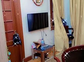 King room in downtown cairo besaid AUC UNIV IN EGYPT and besaid old mussem and all servies amazing locations all