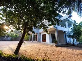 Breeze Airport Transit Villa