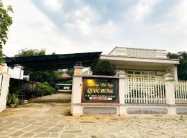Quốc Hưng, hotel di Ấp Trà Cô