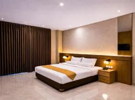 Front One Hotel Mesir Surabaya