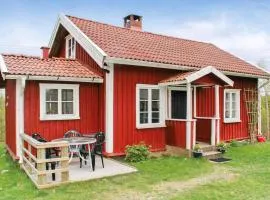 Lovely Home In Härryda With Kitchen