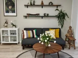 Eksklusiv villalejlighed m/ have