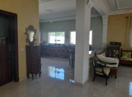 Bella, hotel i Témara