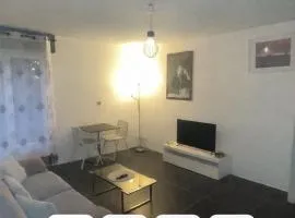 Appartement T2 dans une résidence avec une place de parking privée gratuite