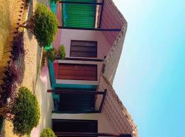 Viesnīca Full Moon Home Stay pilsētā Jamania