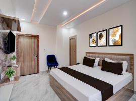 Hotel O Baba Dhaba Restaurant & Hotel, hotel v mestu Jhūsi