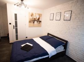 Dream Loft، فندق في كوادسكوم