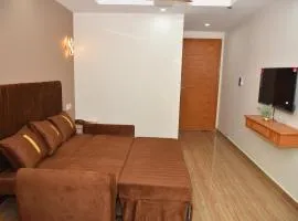 Modern Rooms with AC, Hot Water Parking,307