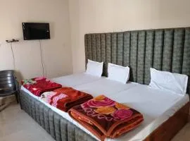 Monika Home Stay