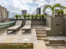 De la cruz Studio Apartments