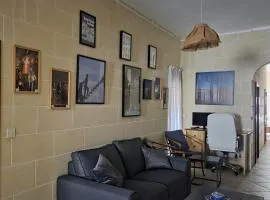 Spacious Quiet 3 Bedroom 3 Bathroom Apartment