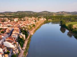 CÔTE GARONNE le BALCON DES DAMES -hôtel et restaurant- Tonneins Fauillet Marmande - vue panoramique bord de Garonne chambres climatisées, ξενοδοχείο σε Tonneins
