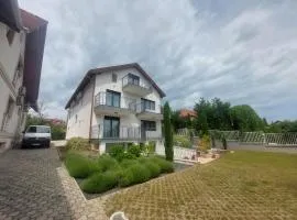 Anton Apartmanház