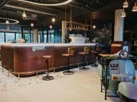 Greet Hotel Brest Aéroport