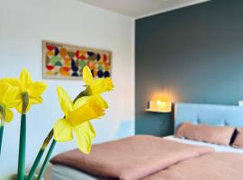 Ahrtal 2-Zimmer-Ferienwohnung Falkenhorst, Hotel in Sinzig