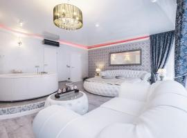 Jacuzzi Romantic Apartment