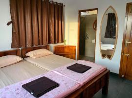 Murthy Surf School, Hotel in Covelong