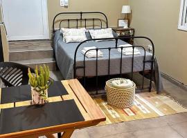 Casa AMBAR, готель у місті Конкордія