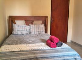 Hosting in Camocim, hótel í Camocim