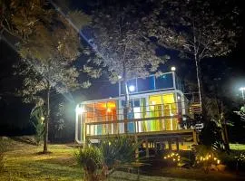 บ้านกระจก