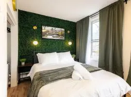 Quiet & Walkable - Stampede, BMO, Nightlife & Eats