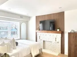 Bright & Cozy Private Studio Apartment