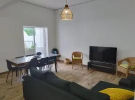 Chill Spot - Faro Hostel