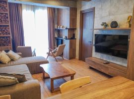 Designer Family Chalet I 5 min walk to Ski Lifts & 1 min to Shops I Mountain View, готель у Гудаурі