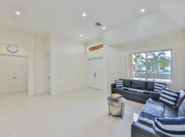 Luxury Family Davie Rancho STR-6114, Hotel in Davie