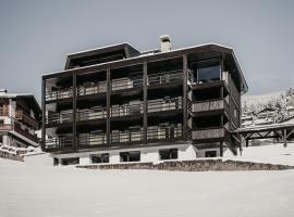 Dolomites Chalet Niuasi, hotell i Ortisei