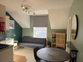 Melbury Rooms & Studios, guesthouse kohteessa Exeter