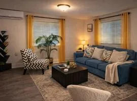 Private King Suite Near DC & Joint Base Andrews