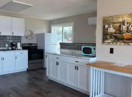 3 Bedroom Condo with Lake Pepin views with access to shared outdoor pool