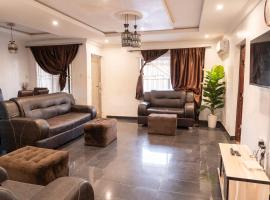 Spacious 3 Bedroom Self Compound Apartment with Pool in Ogba Lagos, Hotel in Coker