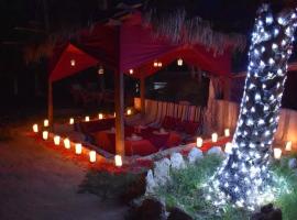 La tente, hotel i Tamaghzah