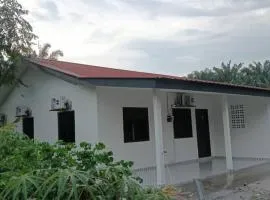 Tanah Embah Homestay Rumah empat melayu sahaja