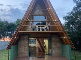 Chalé Romântico Dengo Dengo com Piscina!